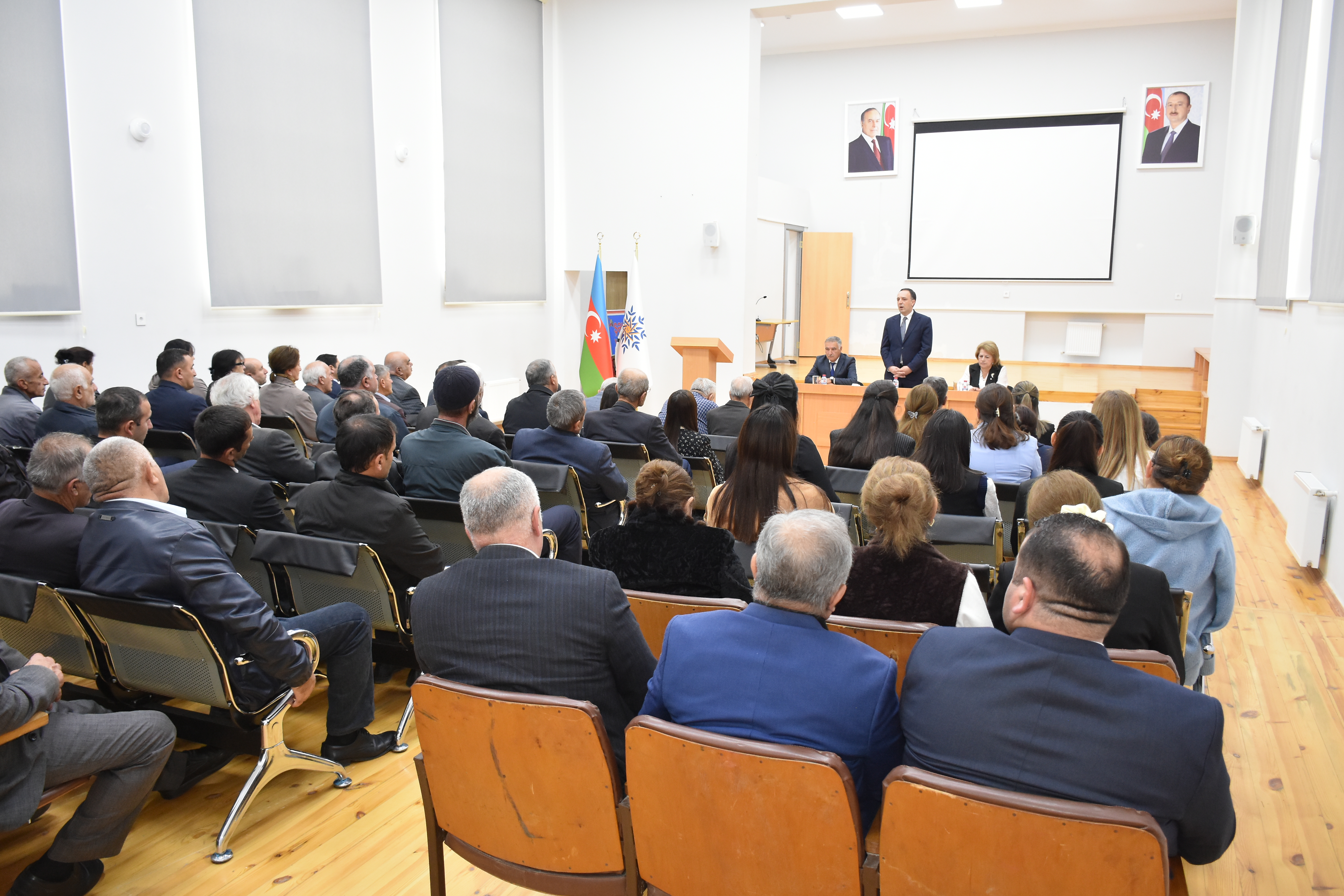 Xaçmazda VIII Qurultayından irəli gələn məsələlərə və qarşıda duran vəzifələrə həsr olunmuş silsilə müşavirələr davam edir